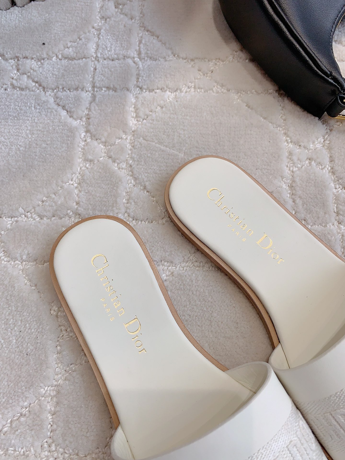Bagsaaa Dway Slide White Calfskin and Embroidered Cotton