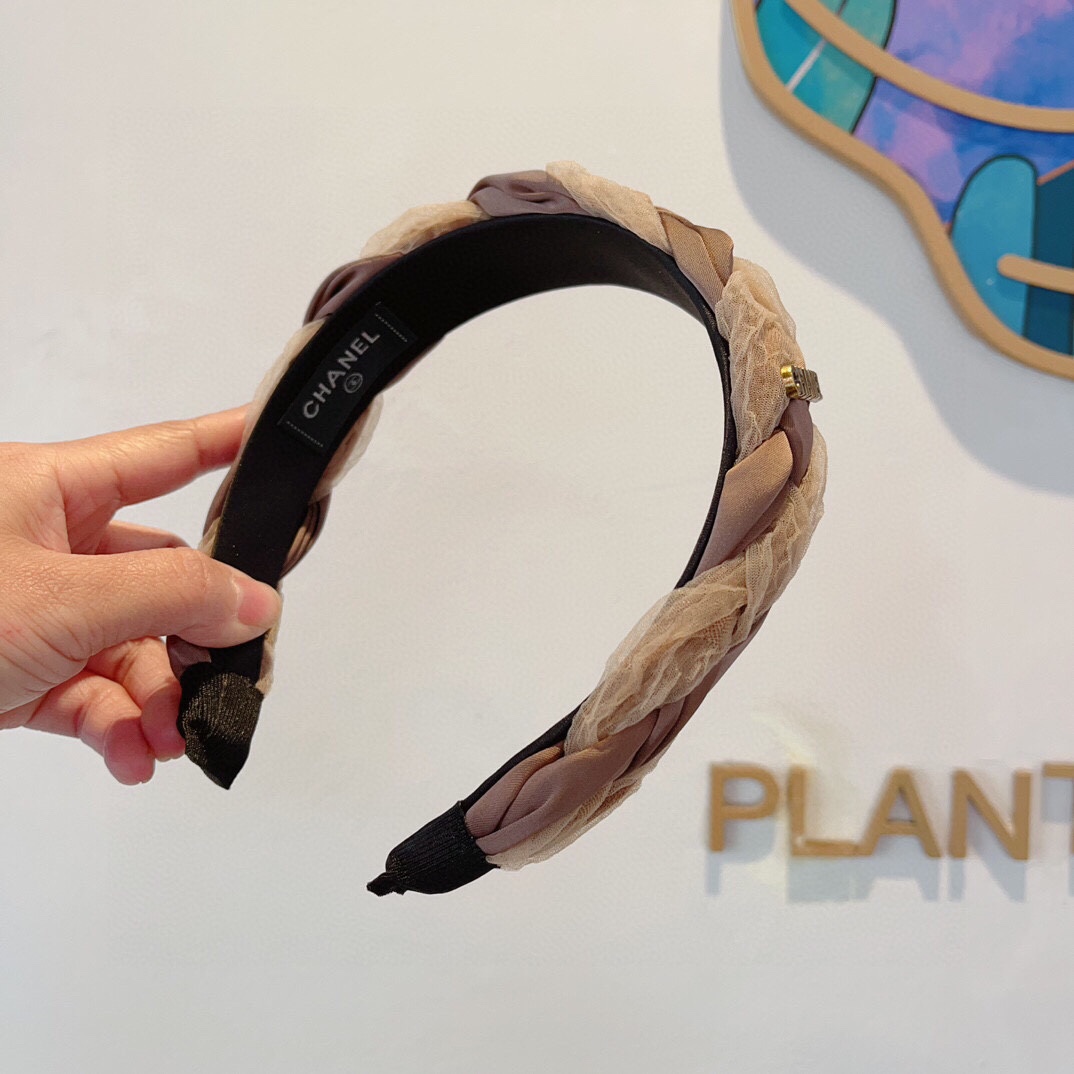 Bagsaaa Ch**el Headband 02
