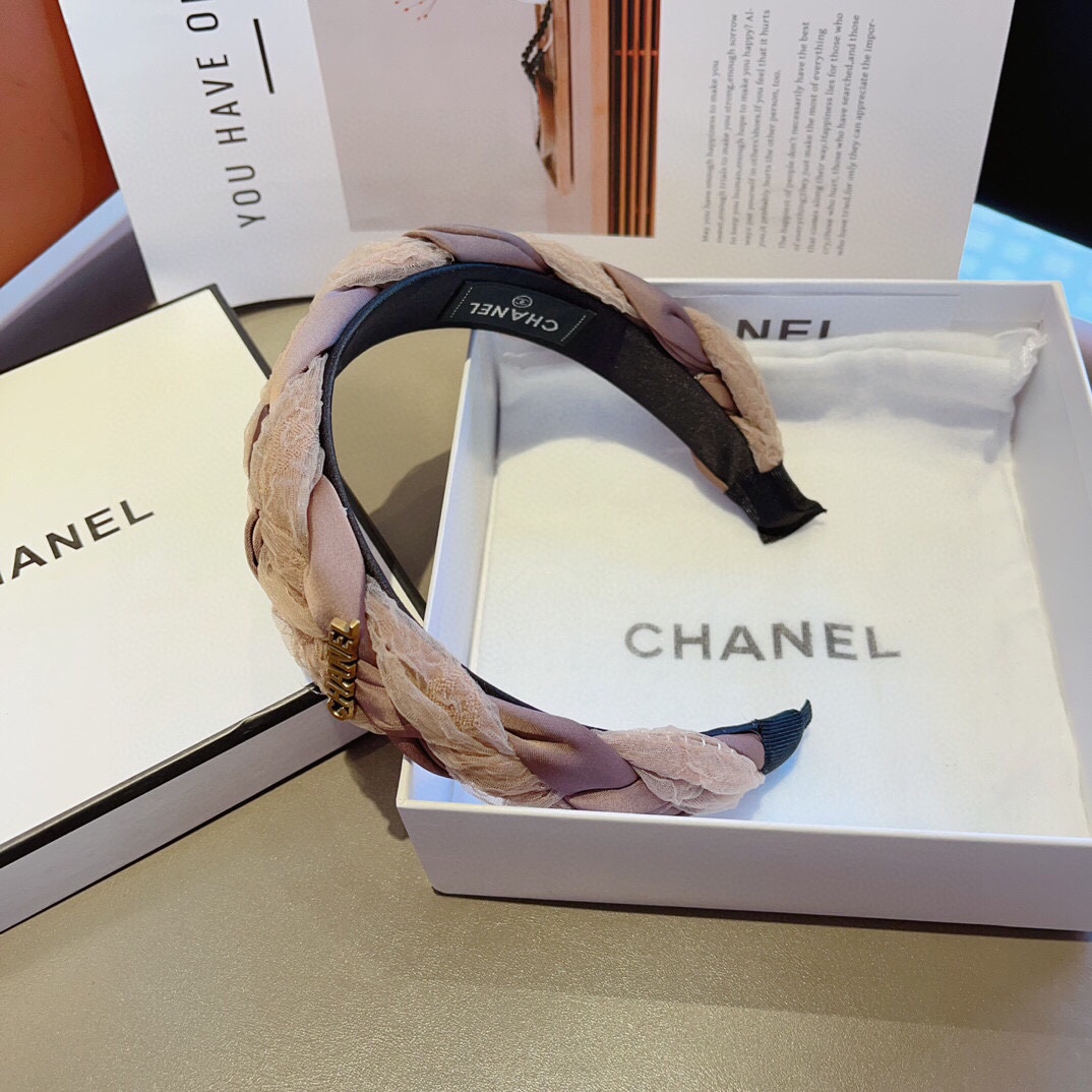 Bagsaaa Ch**el Headband 02
