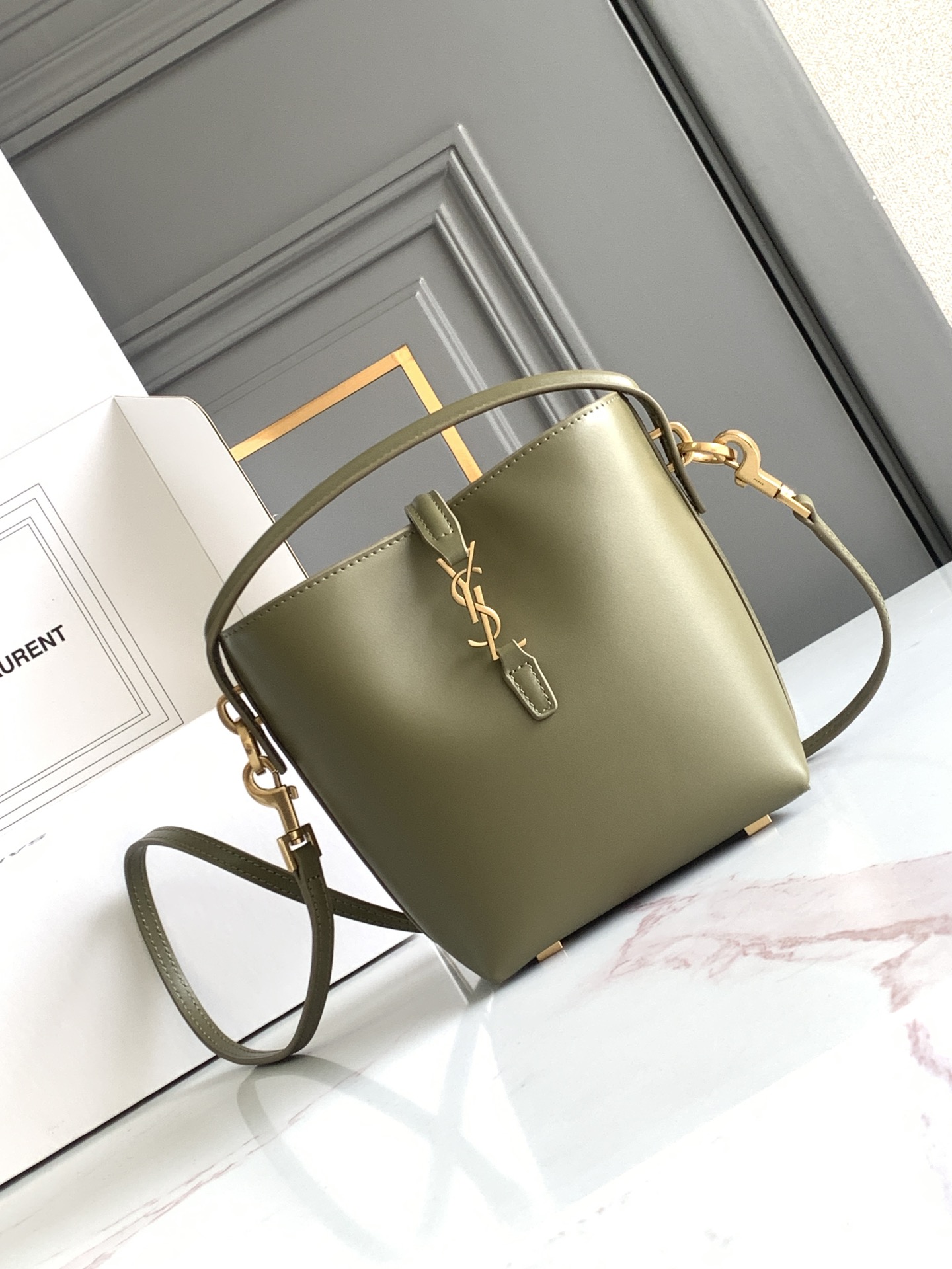 Bagsaaa Y51 Le 37 Mini In Shiny Leather 765870 Green - 15 X 13 X 6 CM