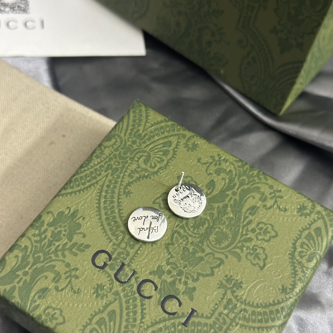 Bagsaaa Gvc*1 Earrings 01