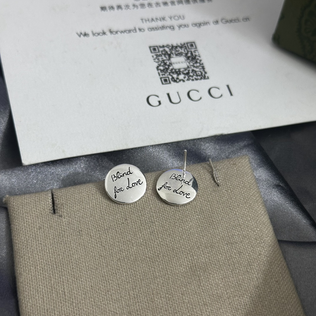 Bagsaaa Gvc*1 Earrings 01