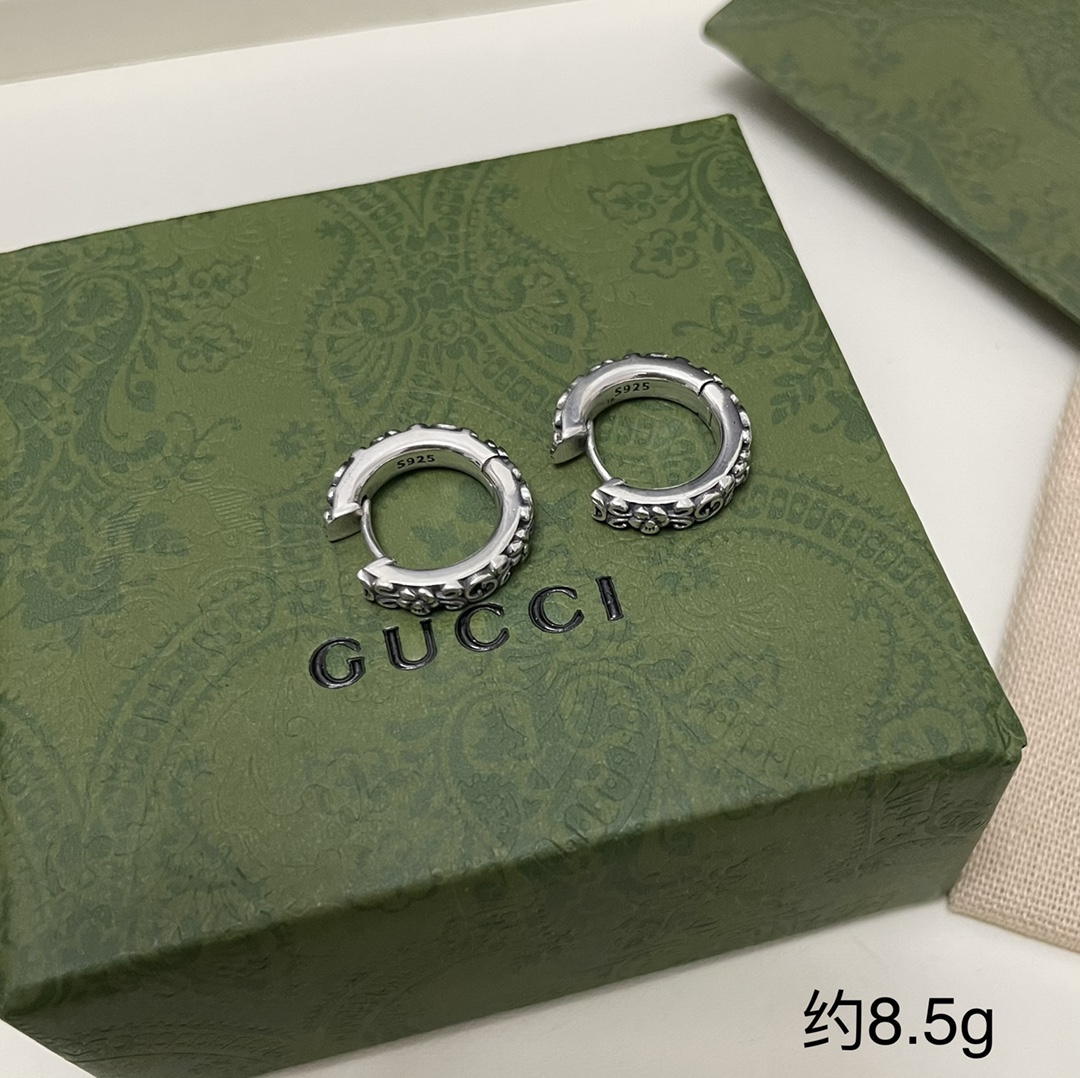 Bagsaaa Gvc*1 Earrings 02