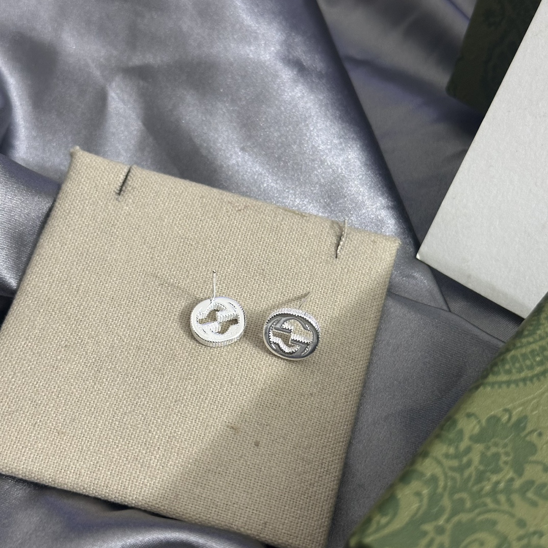 Bagsaaa Gvc*1 Earrings 03