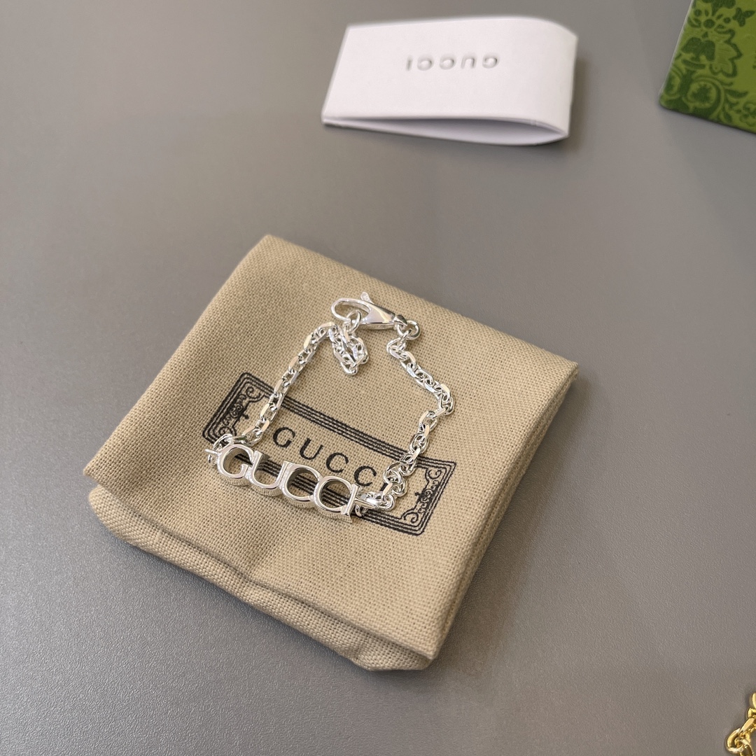 Bagsaaa Gvc*1 Bracelet