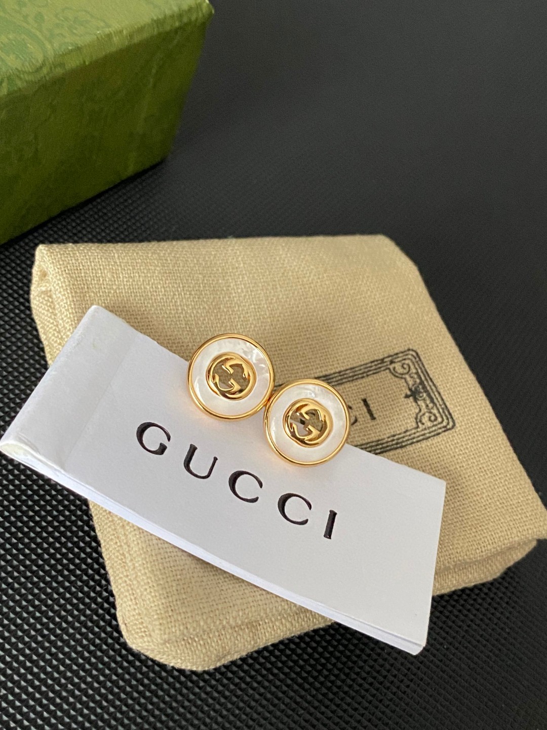 Bagsaaa Gvc*1 Earrings 04