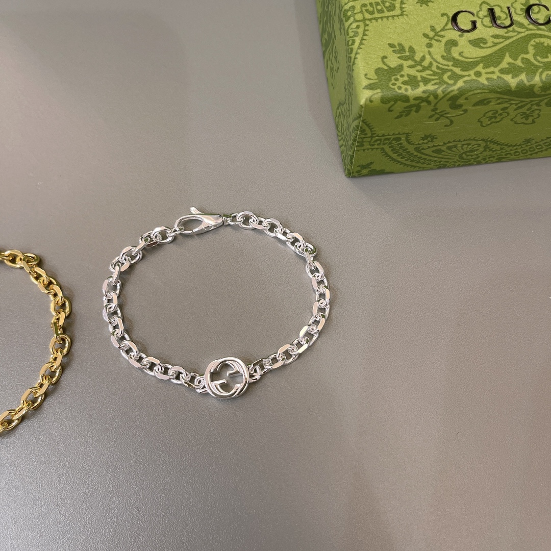 Bagsaaa Gvc*1 Bracelet 02