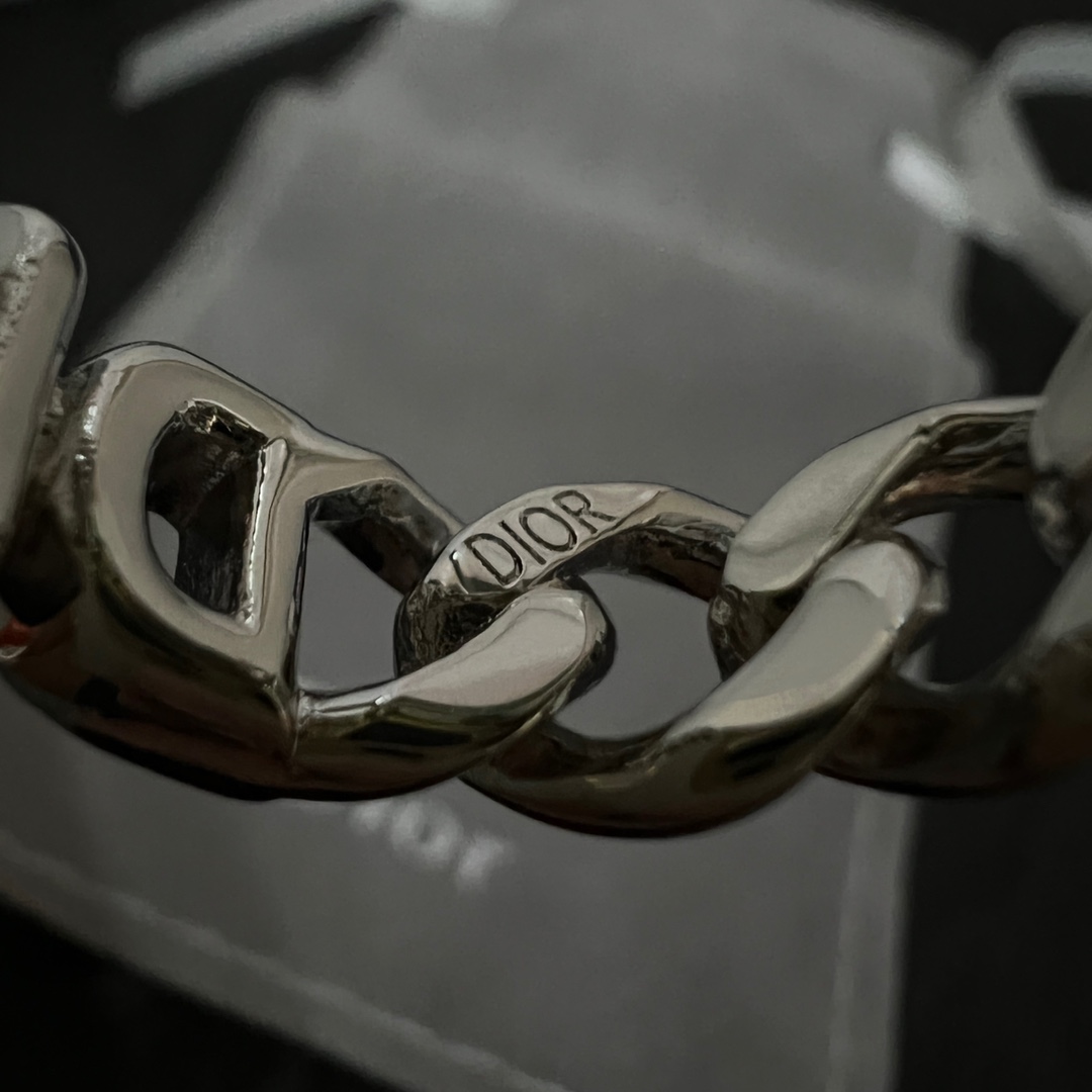 Bagsaaa D10r Ring