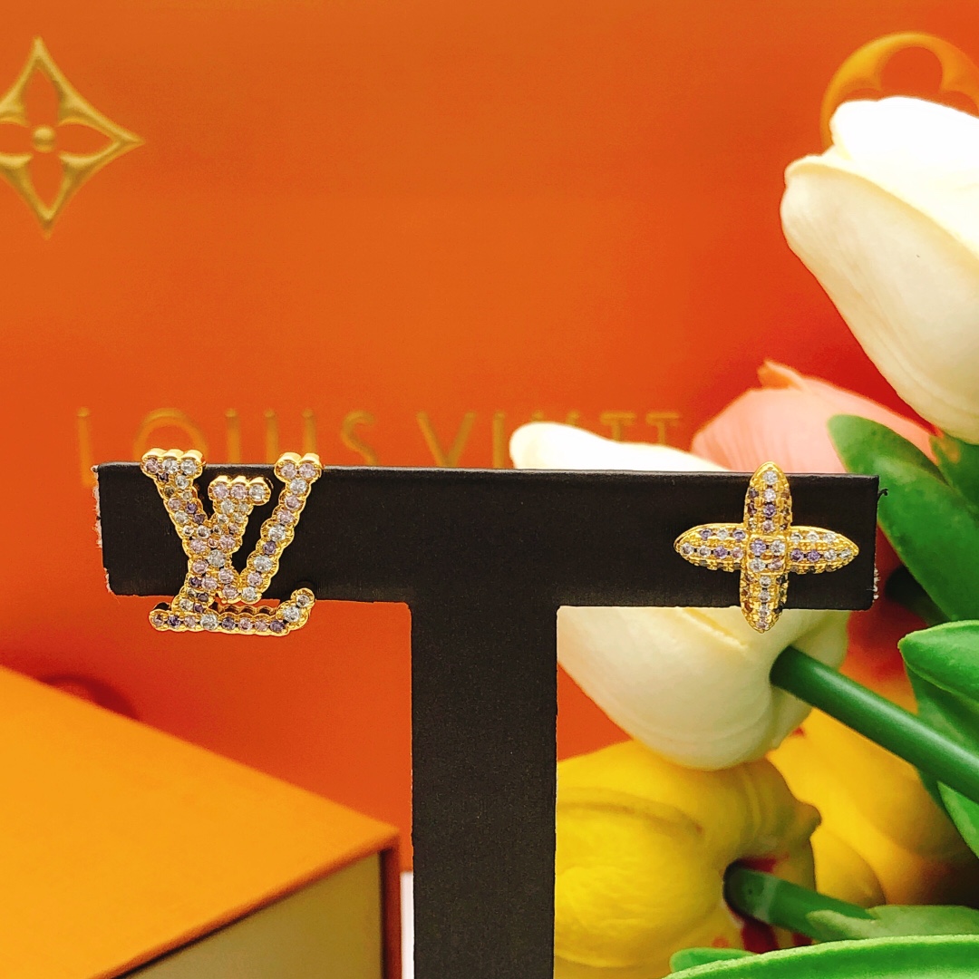 Bagsaaa LV Earrings 03