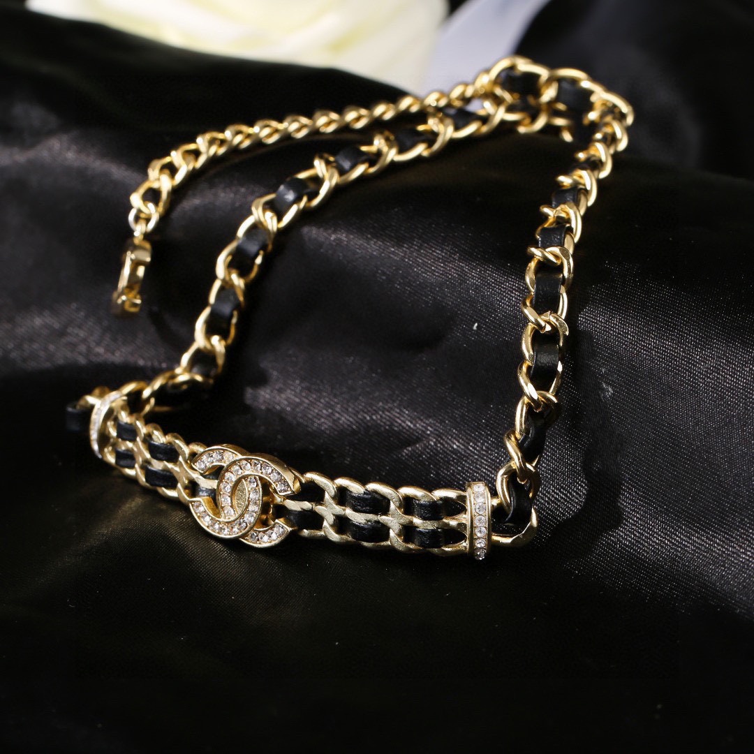 Bagsaaa Ch**el Necklace