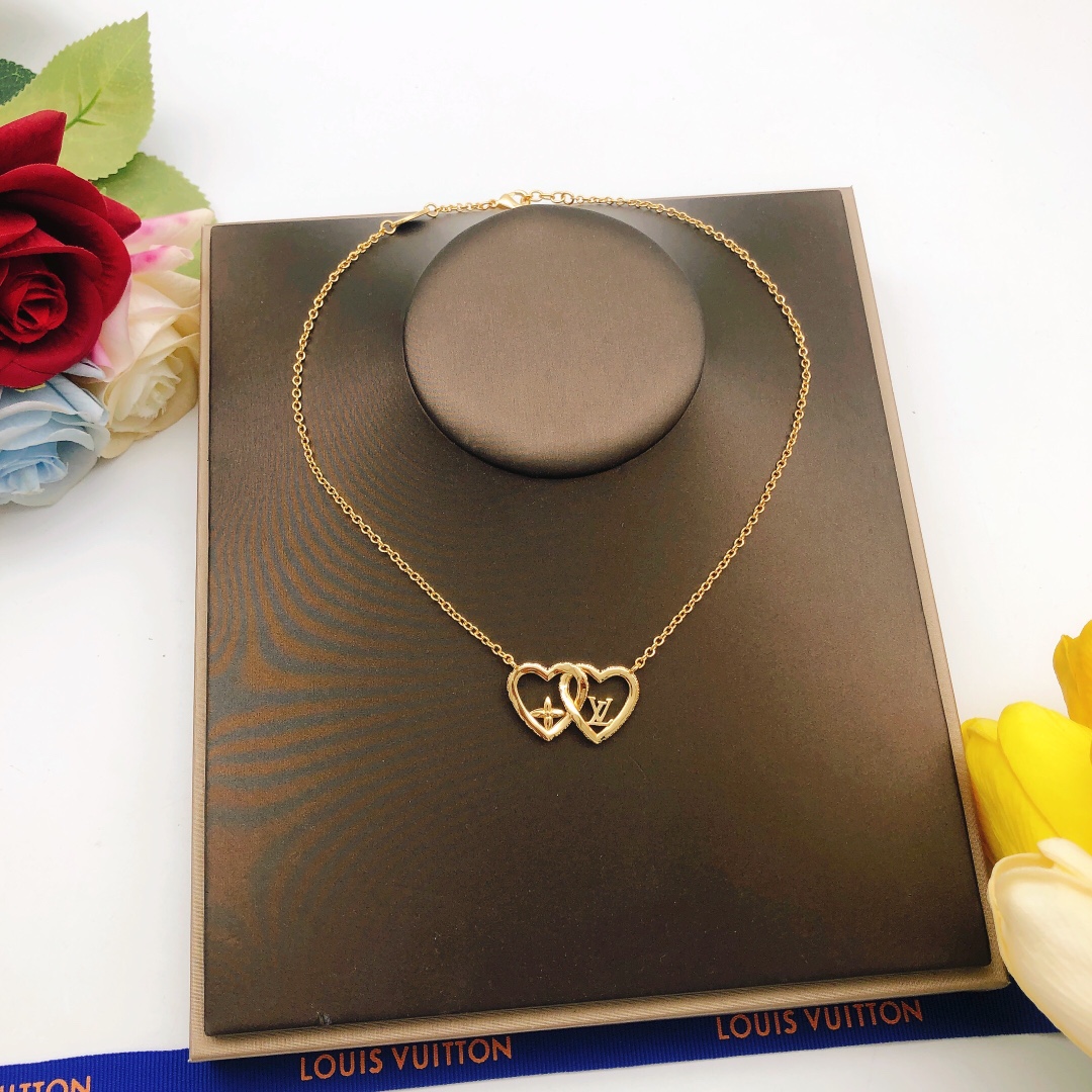 Bagsaaa LV Necklace 02