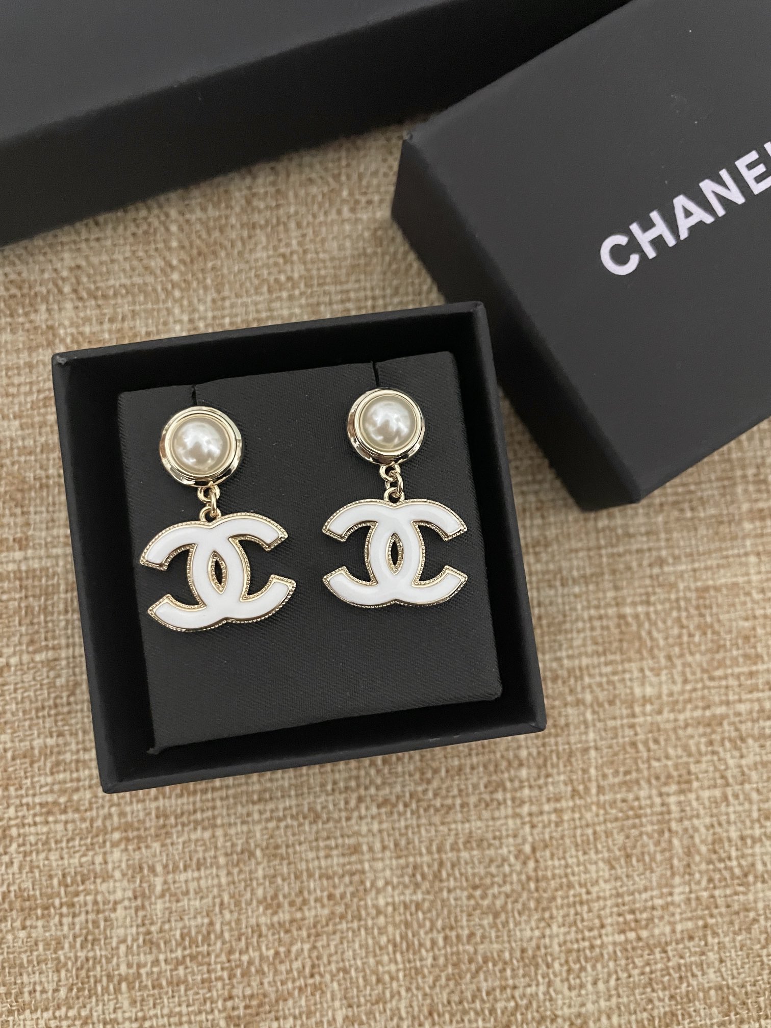 Bagsaaa Ch**el Earrings 03
