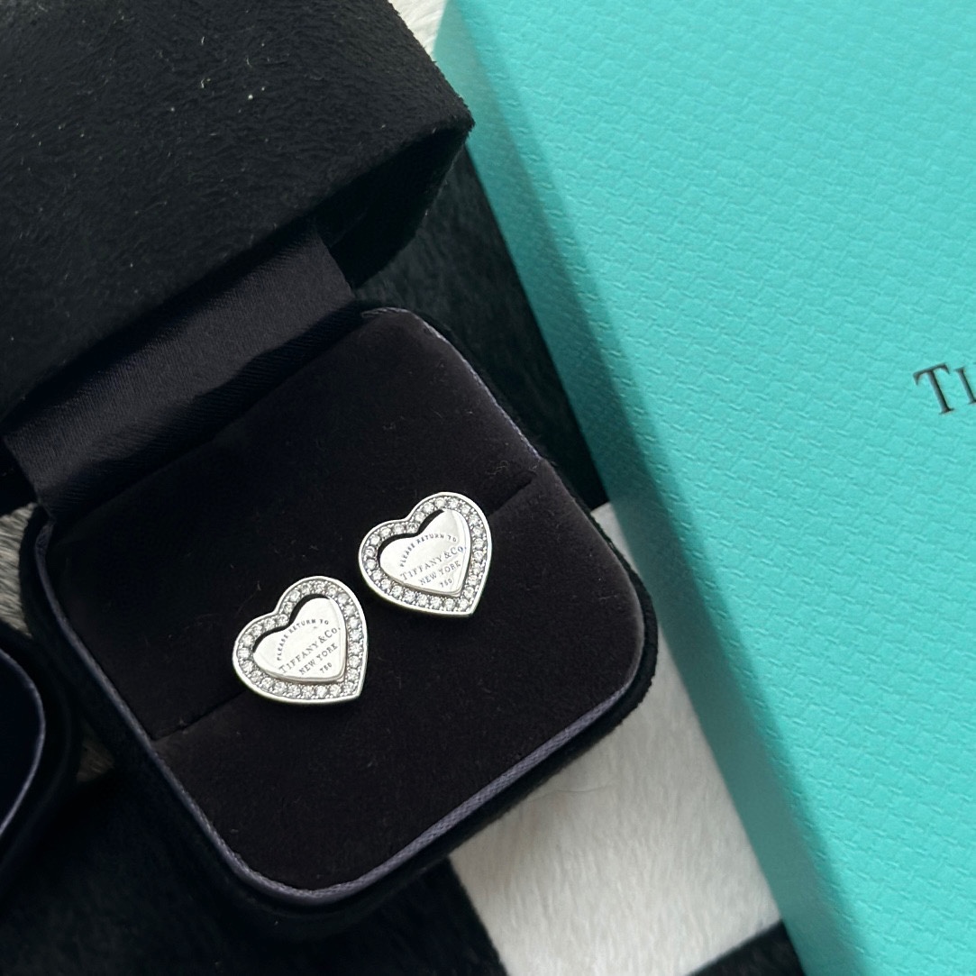 Bagsaaa T*f*ny&Co Heart Earrings