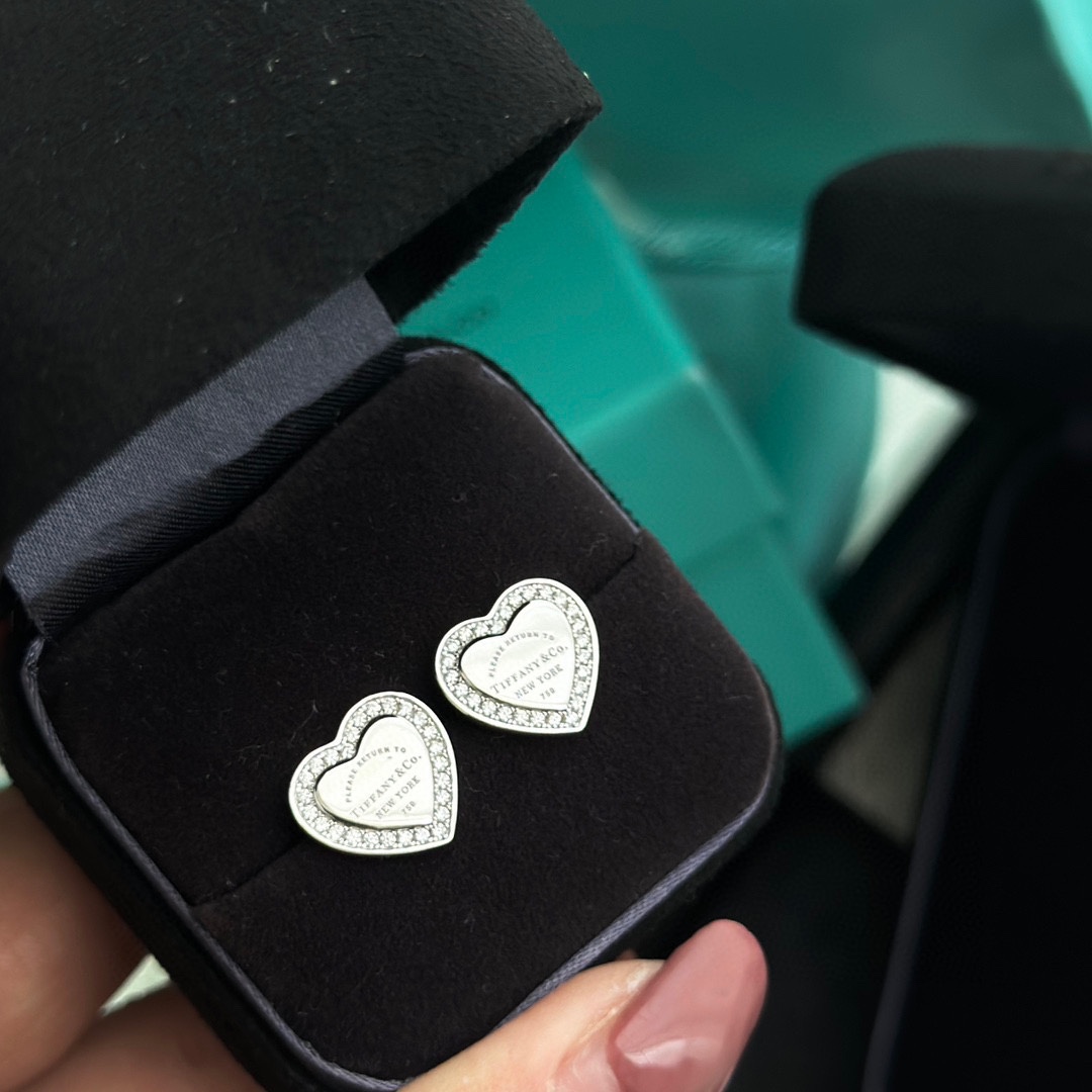Bagsaaa T*f*ny&Co Heart Earrings