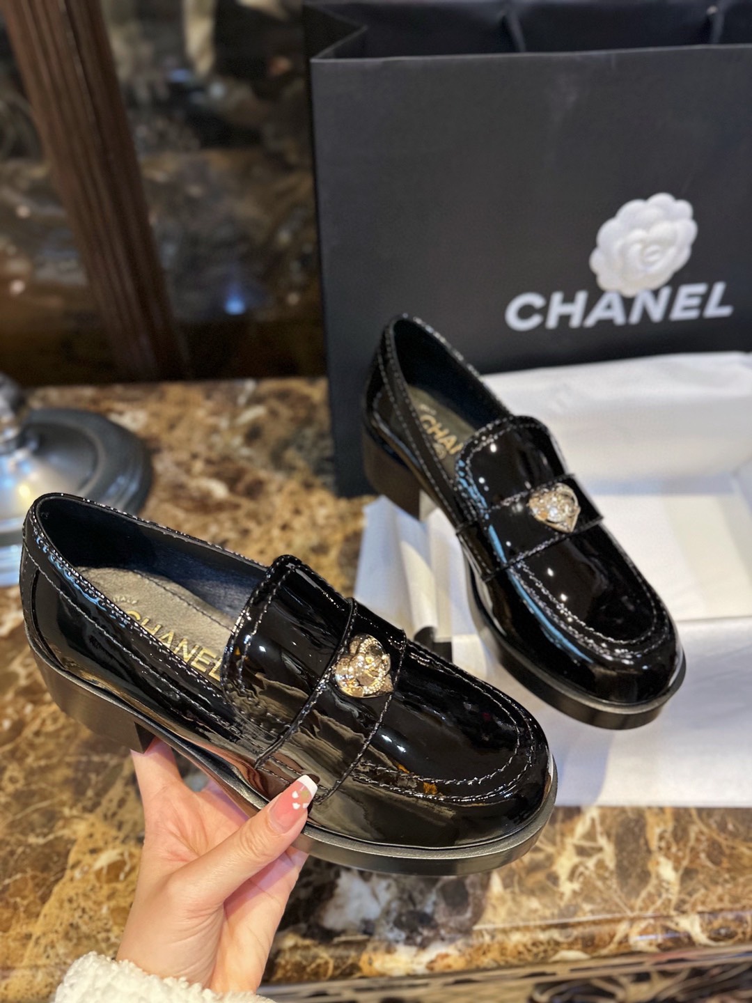 Bagsaaa Ch**el Loafers Black Patent With Heart Logo