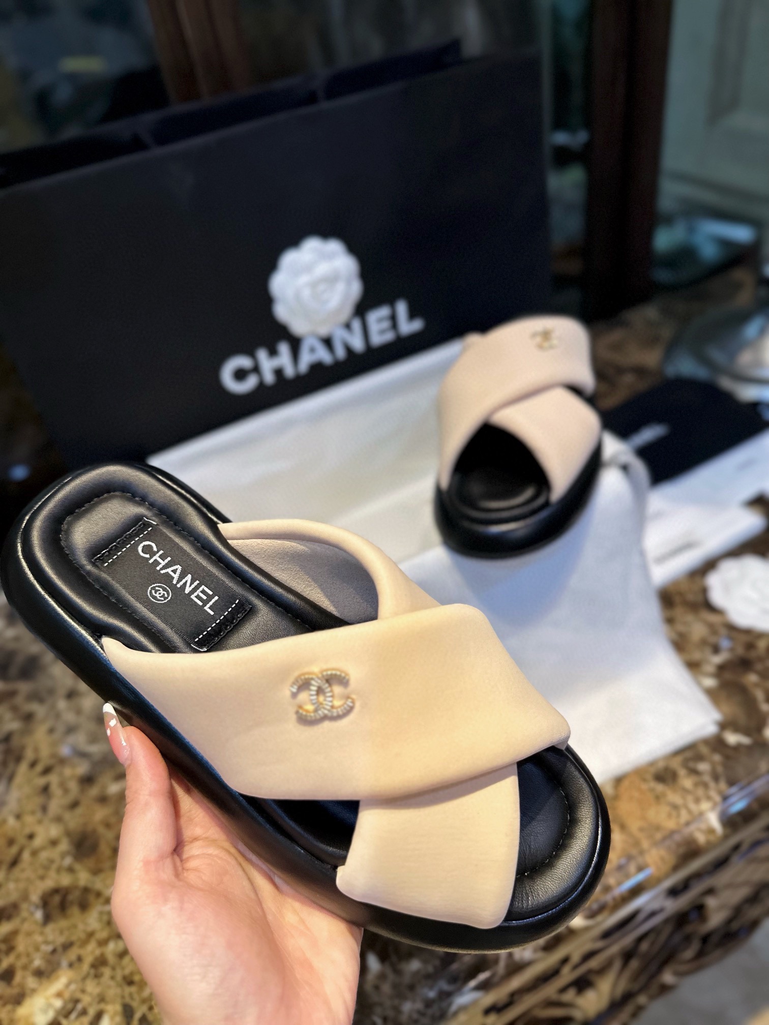 Bagsaaa Ch**el Black & Beige Sandals