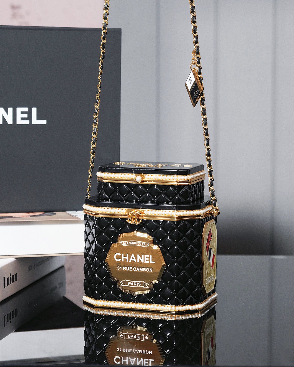 Bagsaaa Ch**el Tea Box Minaudiere AS4954 - 11 × 10 × 10 cm