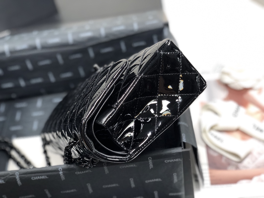 Bagsaaa Ch**el Flap Bag Patent Full Black - 25.5*6*16cm