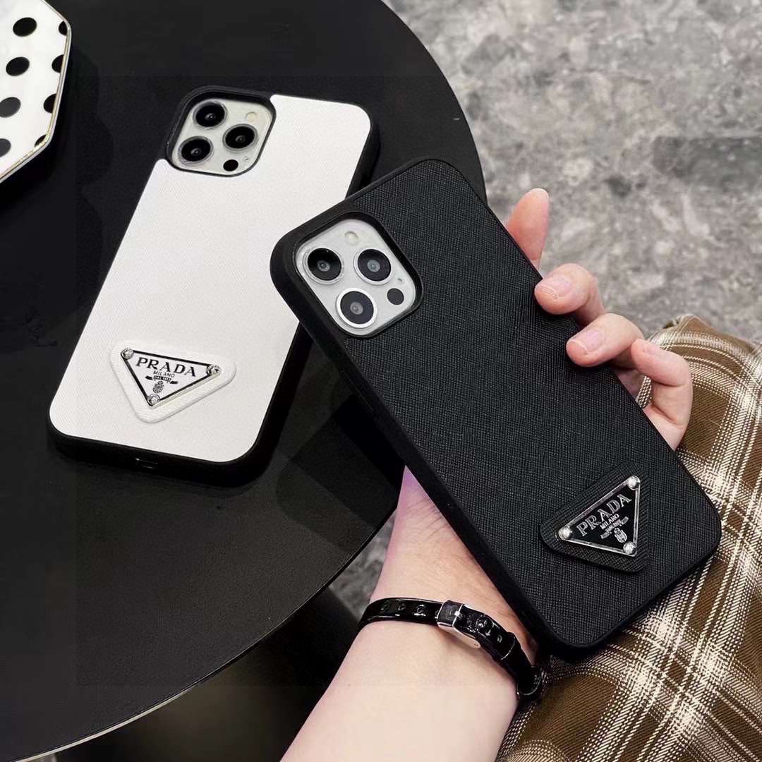 Bagsaaa Pra*a Black Phone Case