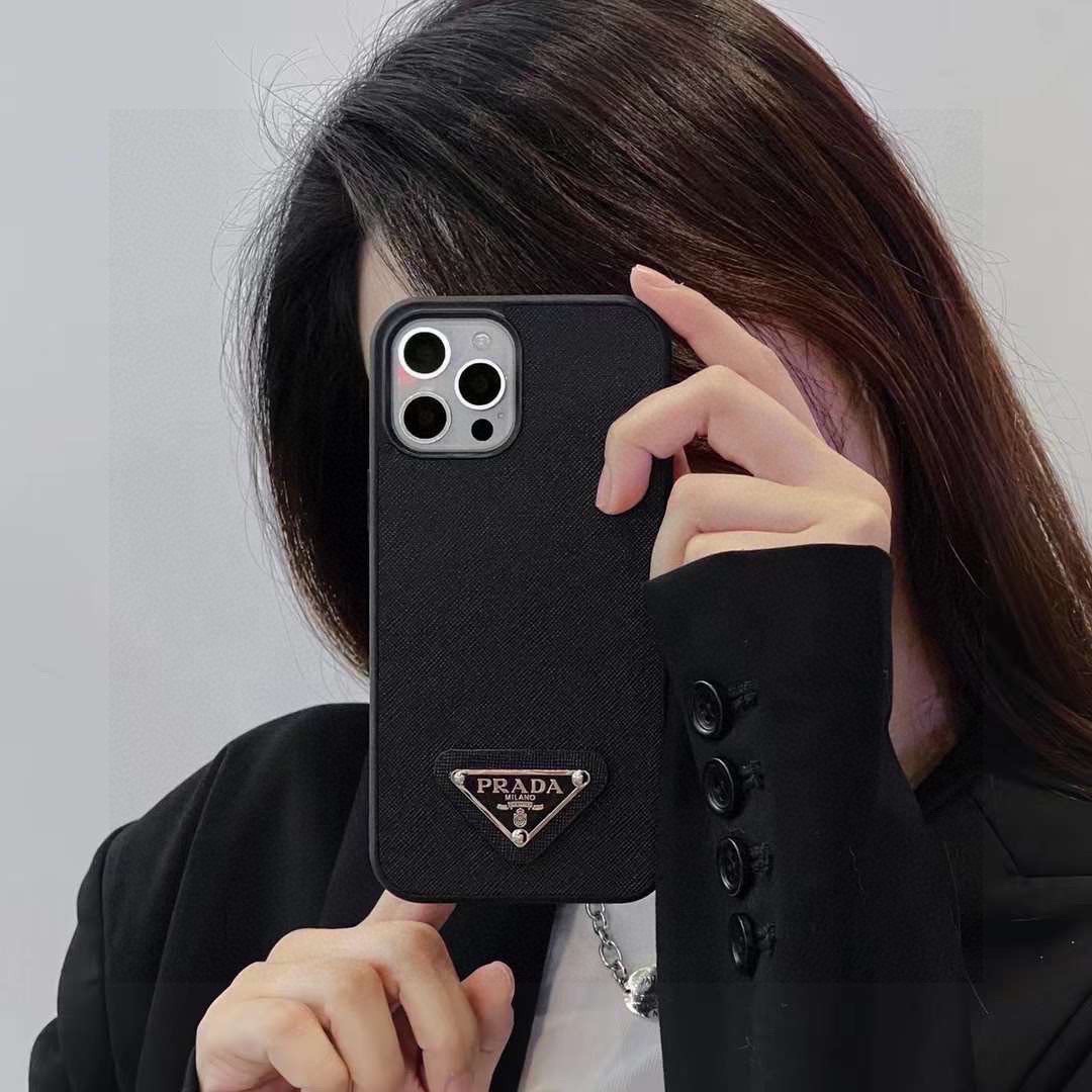 Bagsaaa Pra*a Black Phone Case