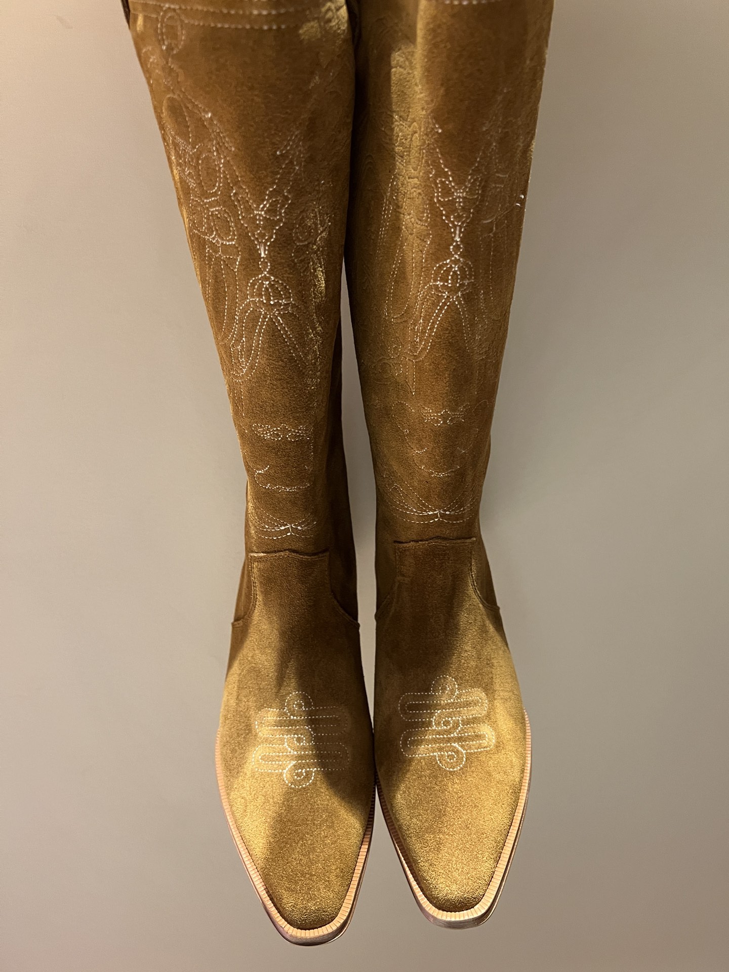 Bagsaaa H**me5 Brown Suede Boots