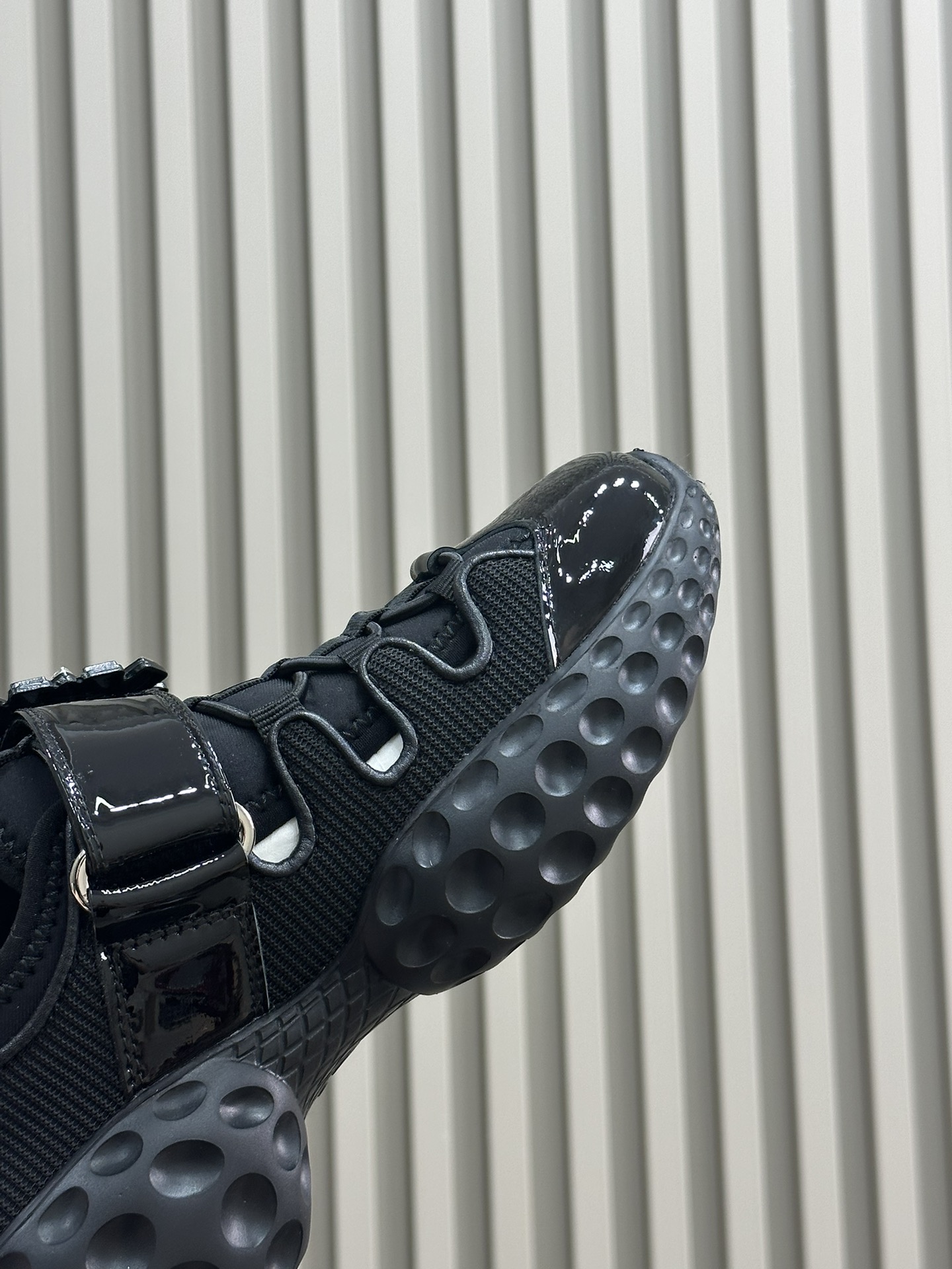 Bagsaaa Roger Vivier Black Shoes