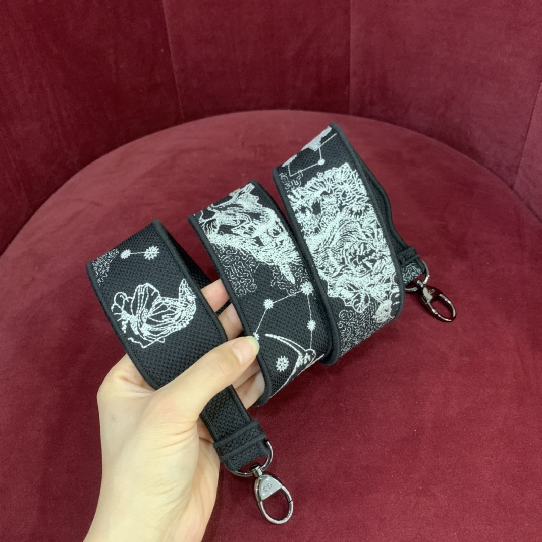 Bagsaaa D10r Medium Lady D-Lite Bag Black Toile de Jouy Zodiac Embroidery - 24 x 21 x 12 cm