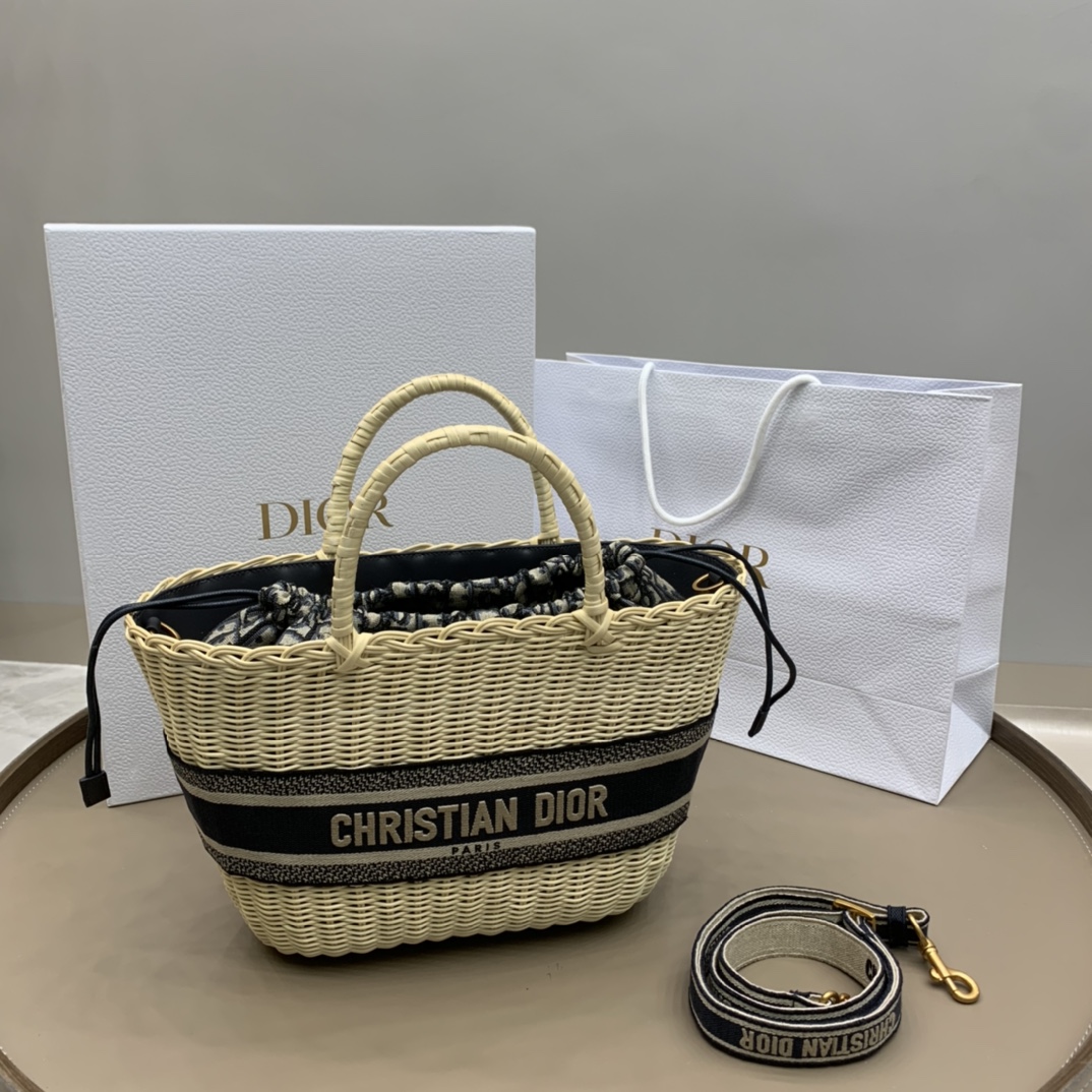 Bagsaaa D10r Hat Basket Bag Natural Wicker and Blue D10r Oblique Jacquard - 35 x 20.5 x 11 cm