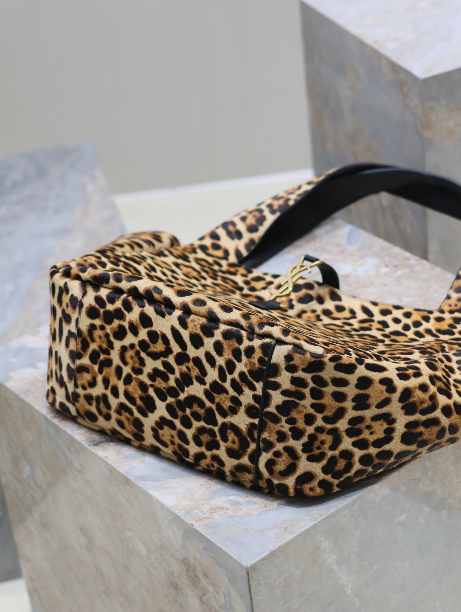 Bagsaaa Y51 Le 5 À 7 Bea In Pony Hair Leather - 50 X 28 X 18 CM