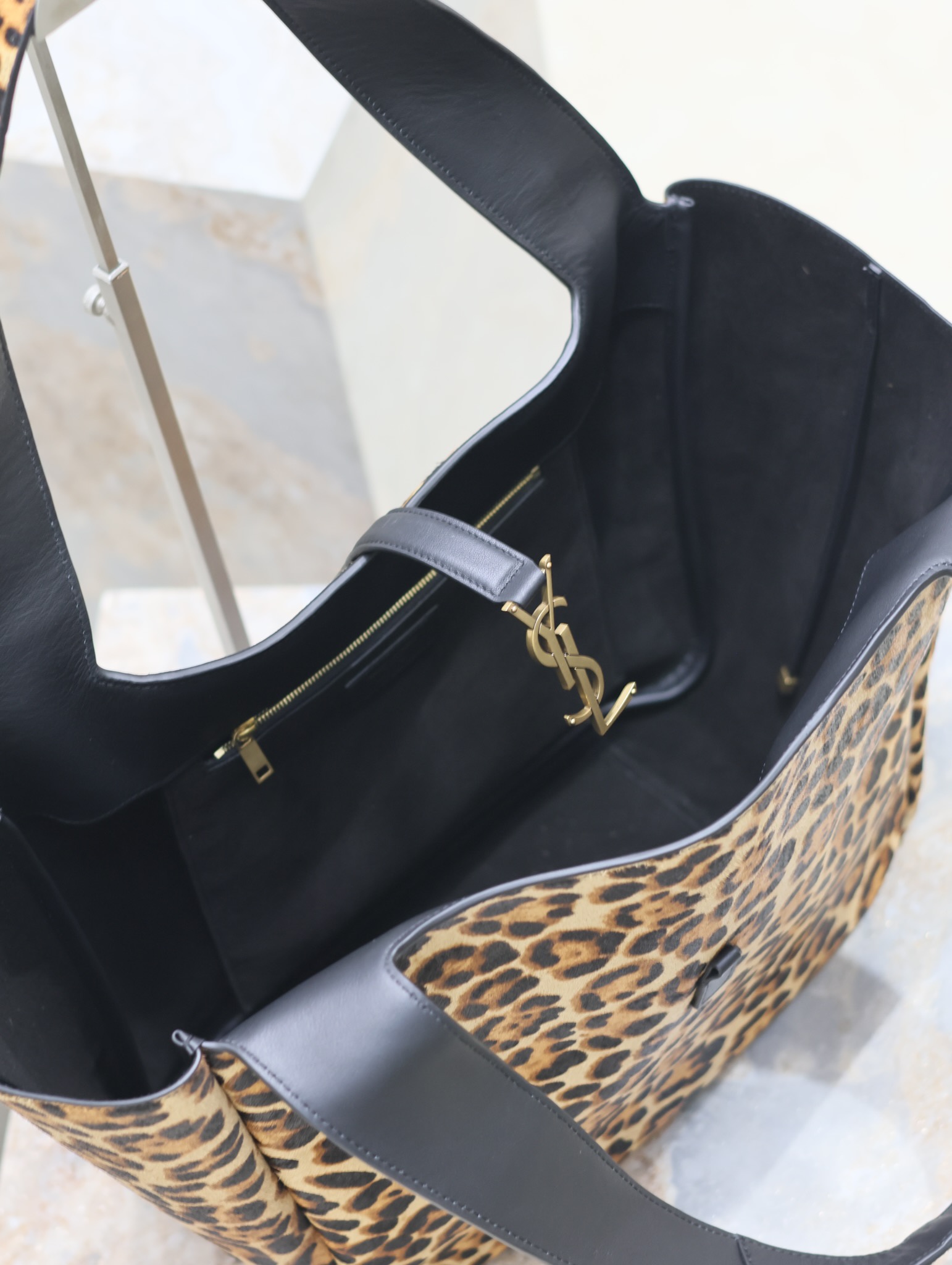 Bagsaaa Y51 Le 5 À 7 Bea In Pony Hair Leather - 50 X 28 X 18 CM