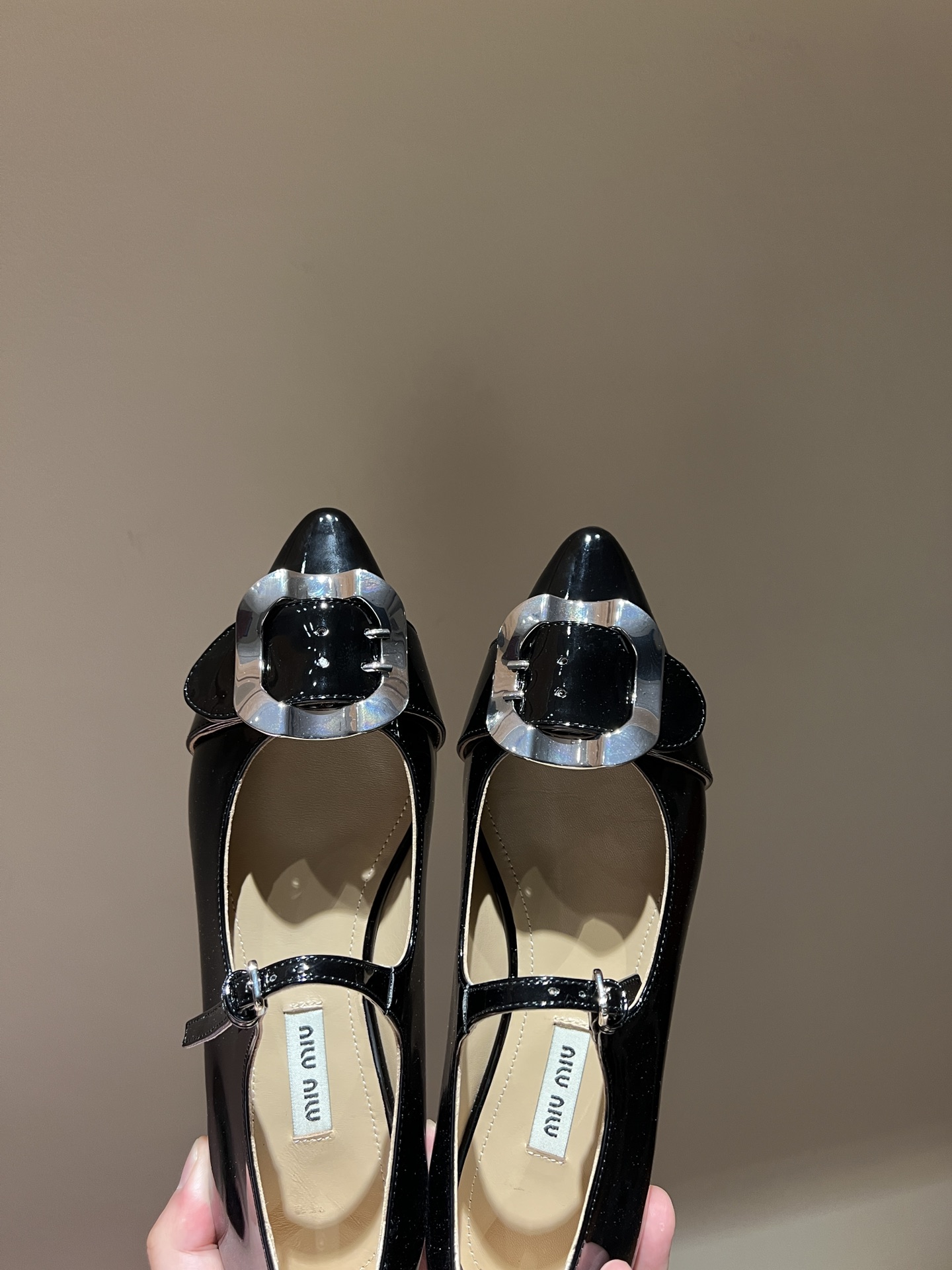 Bagsaaa M1um1u Black Shoes