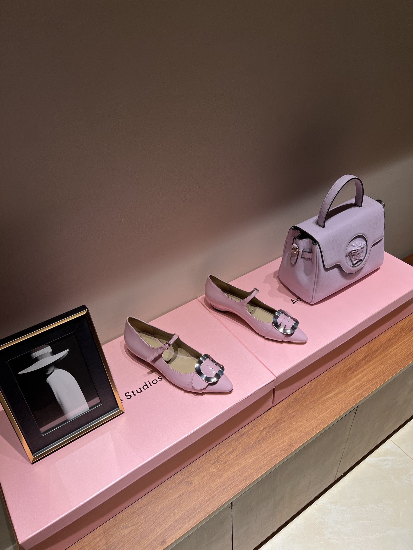 Bagsaaa M1um1u Pink Shoes