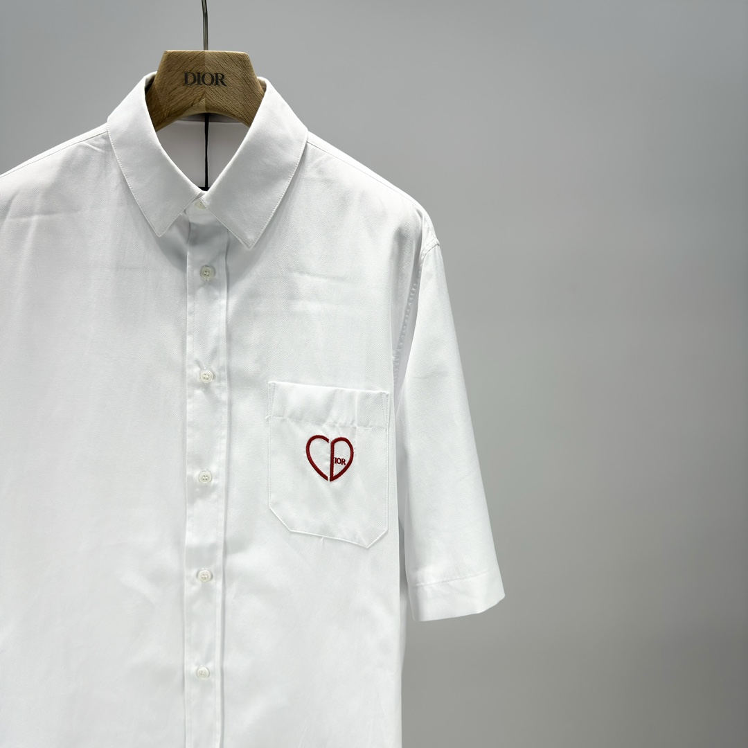Bagsaaa D10r CD Heart Embroidered Short-Sleeved Shirt White Cotton Piqué