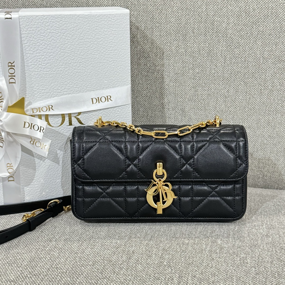 Bagsaaa D10r Miss Daisy Mini Bag Black Macrocannage Lambskin - 22 x 12.5 x 4 cm
