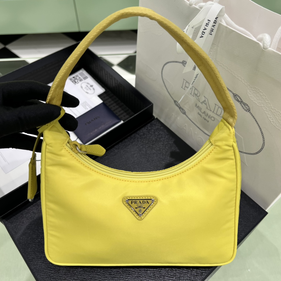 Bagsaaa Re-Nylon Pra*a Re-Edition 2000 mini-bag yellow - 22x6x17 cm