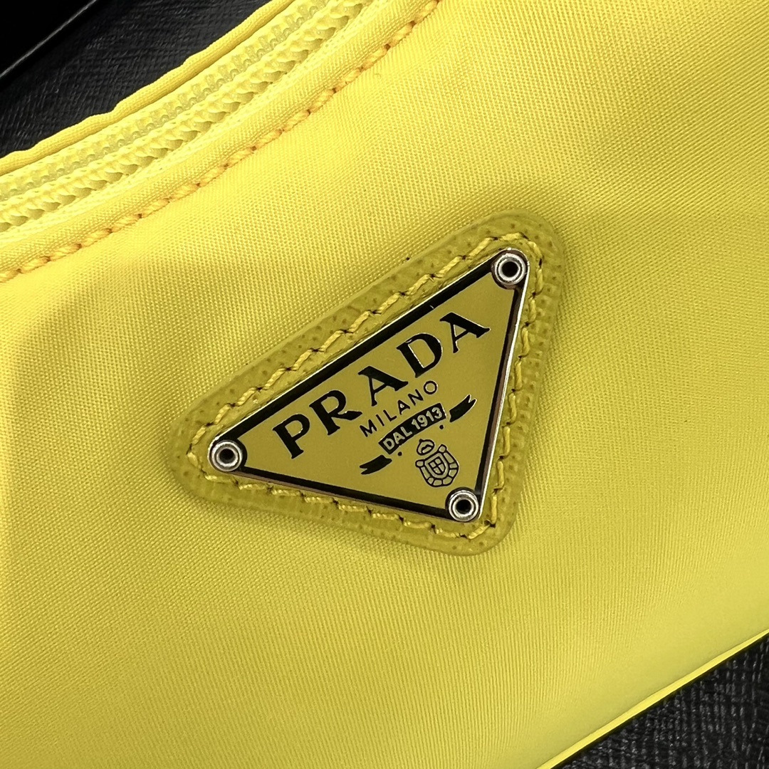 Bagsaaa Re-Nylon Pra*a Re-Edition 2000 mini-bag yellow - 22x6x17 cm