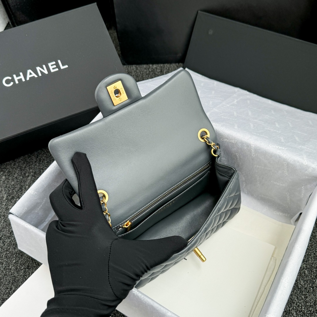 Bagsaaa Small Flap Bag Gray Adjustable Strap - 20x13x7cm