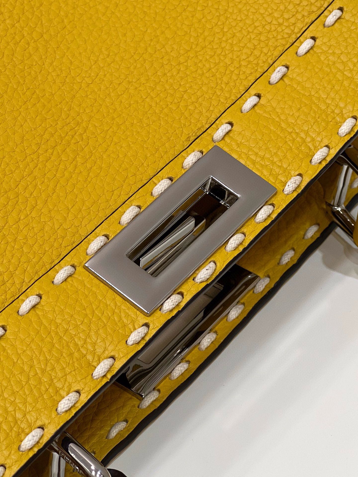Bagsaaa F**di Peekaboo Yellow & White Lining - 27cm