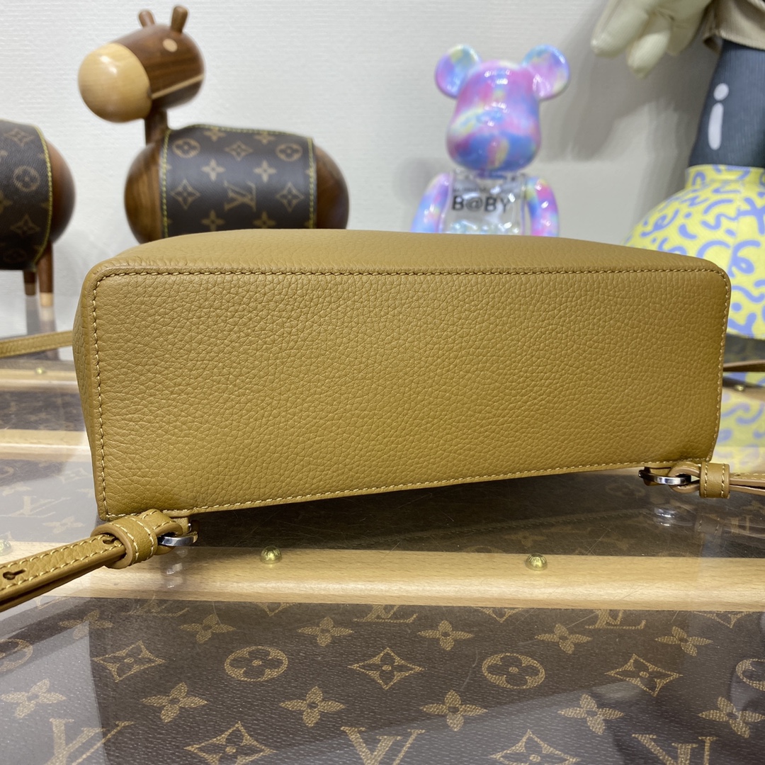 Bagsaaa L0r0 P1ana Dark Beige Extra Pocket Bag - 21x23.5x8 cm