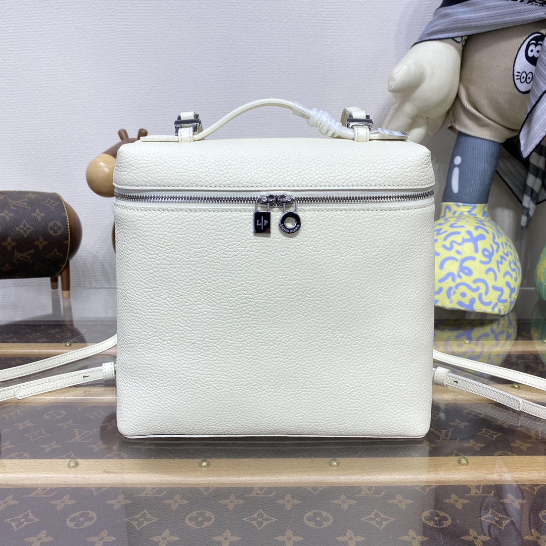 Bagsaaa L0r0 P1ana White Extra Pocket Bag - 21x23.5x8 cm