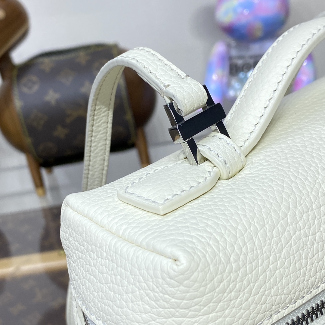 Bagsaaa L0r0 P1ana White Extra Pocket Bag - 21x23.5x8 cm