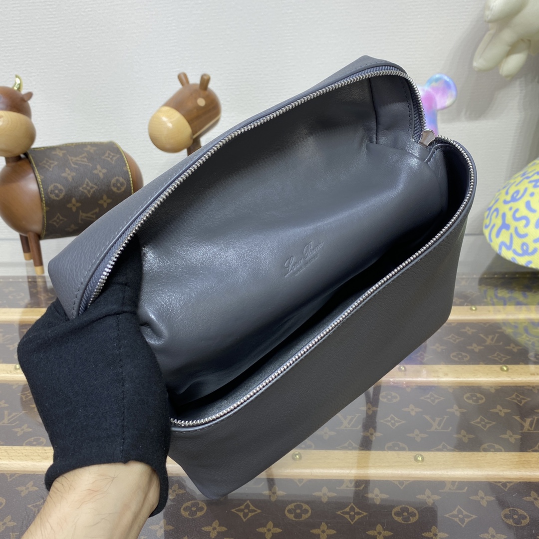 Bagsaaa L0r0 P1ana Black Extra Pocket Bag - 21x23.5x8 cm