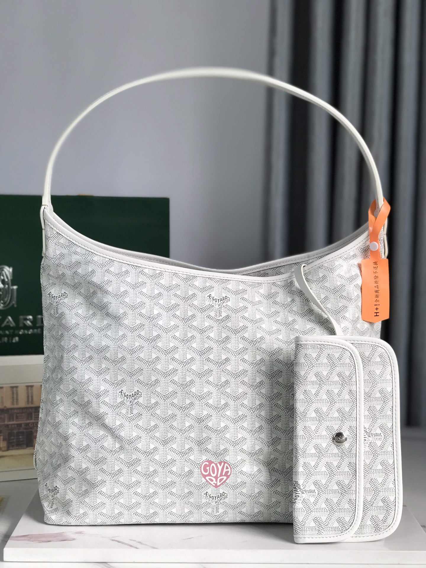 Bagsaaa G09ard Hobo Bohème White - 42×27×15cm