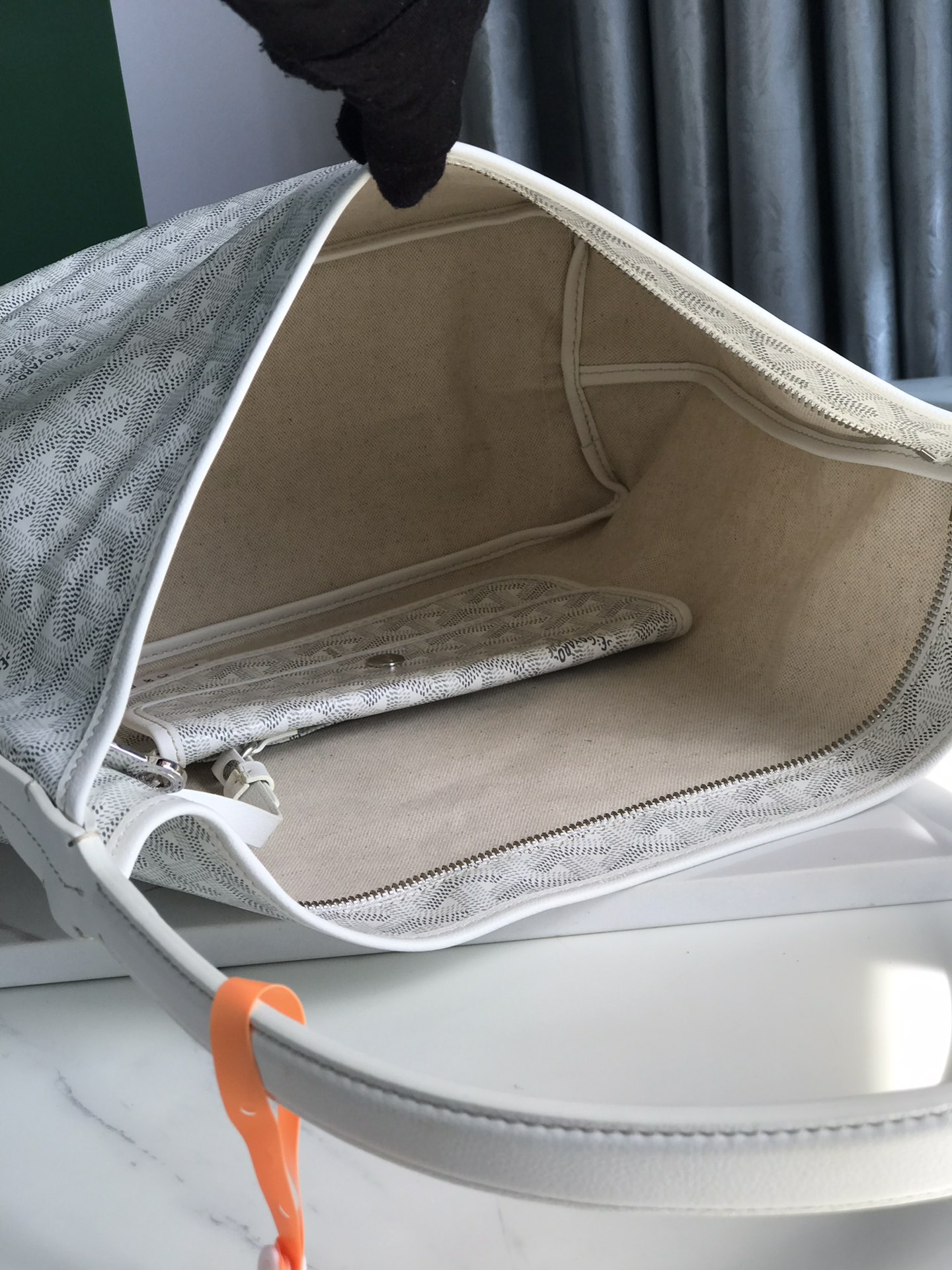 Bagsaaa G09ard Hobo Bohème White - 42×27×15cm