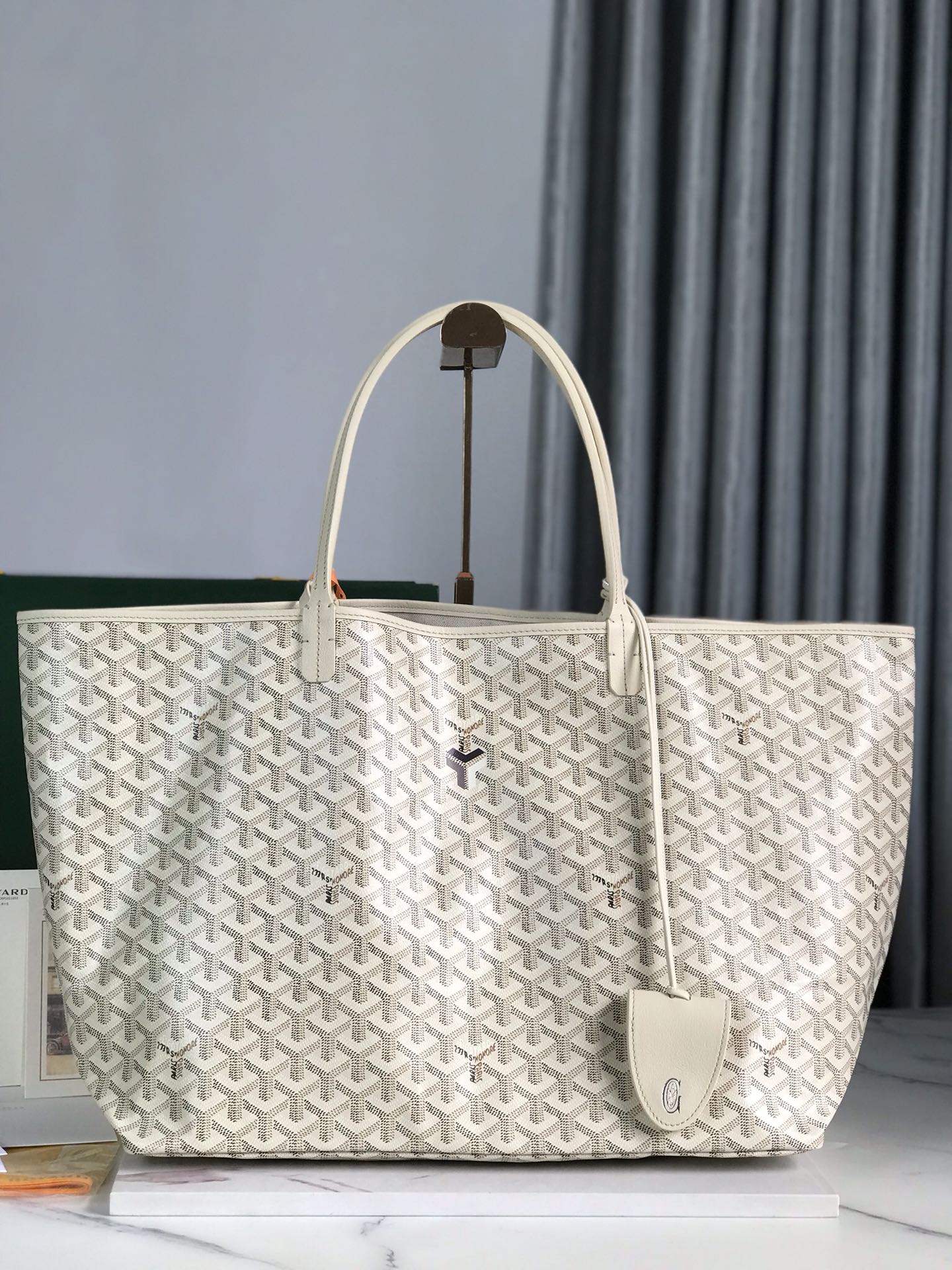 Bagsaaa G09ard Saint L0vis GM Bag White - 34 x 20 x 40 cm