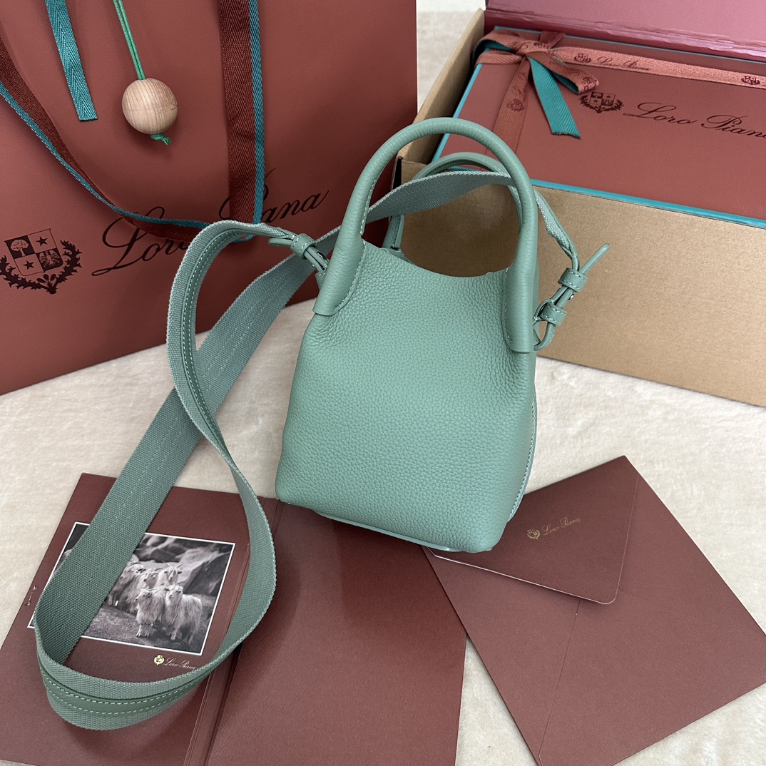 Bagsaaa L0r0 P1ana Micro Bale Bag Green - 13 x 13 x 16 cm