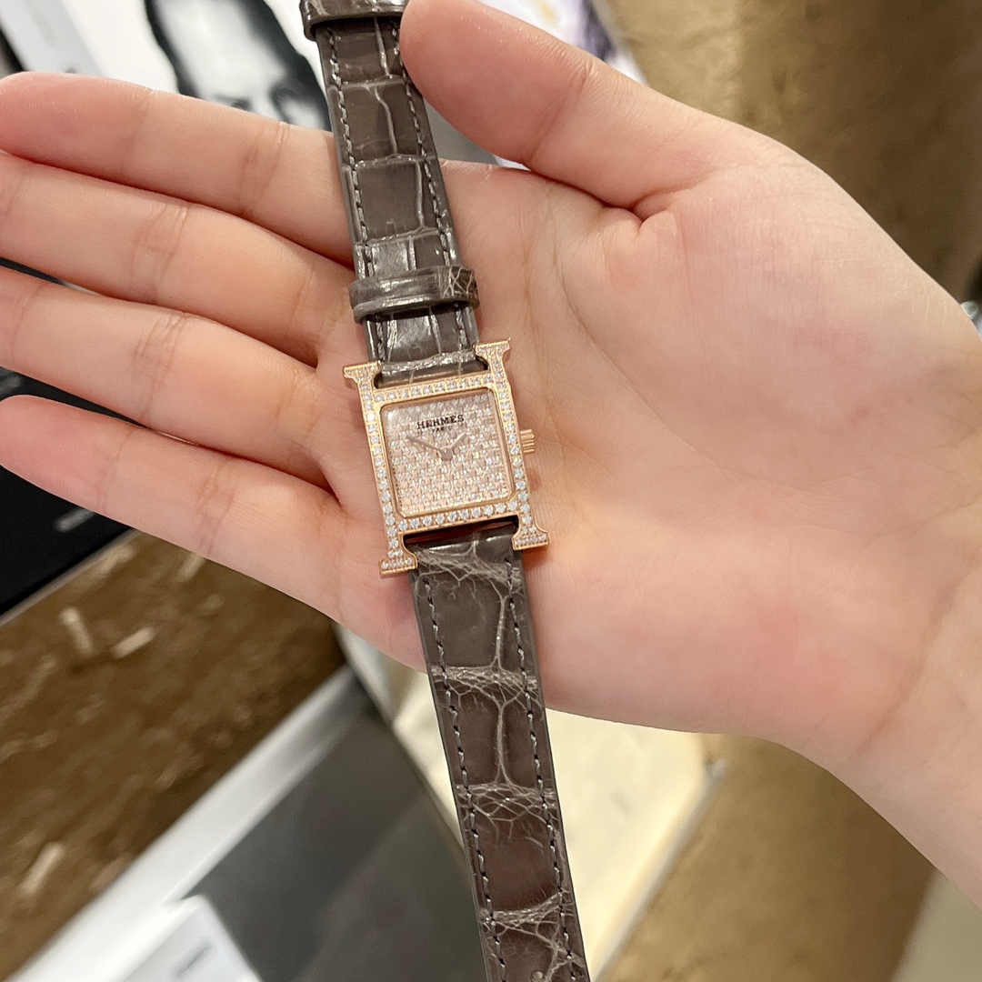 Bagsaaa H**me5 Watch 01