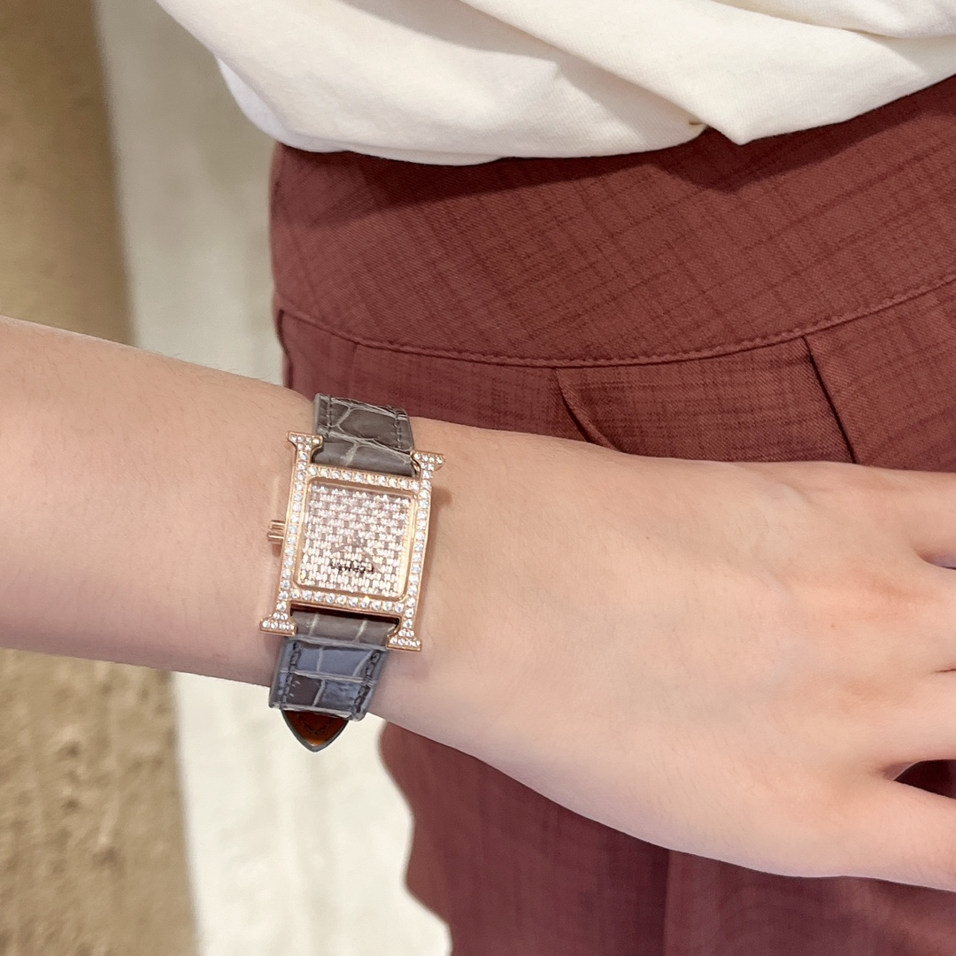 Bagsaaa H**me5 Watch 01