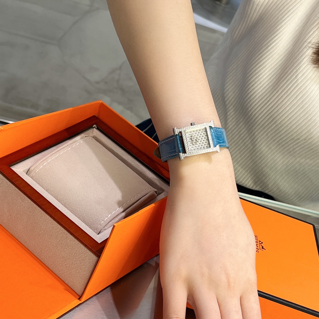 Bagsaaa H**me5 Watch 02