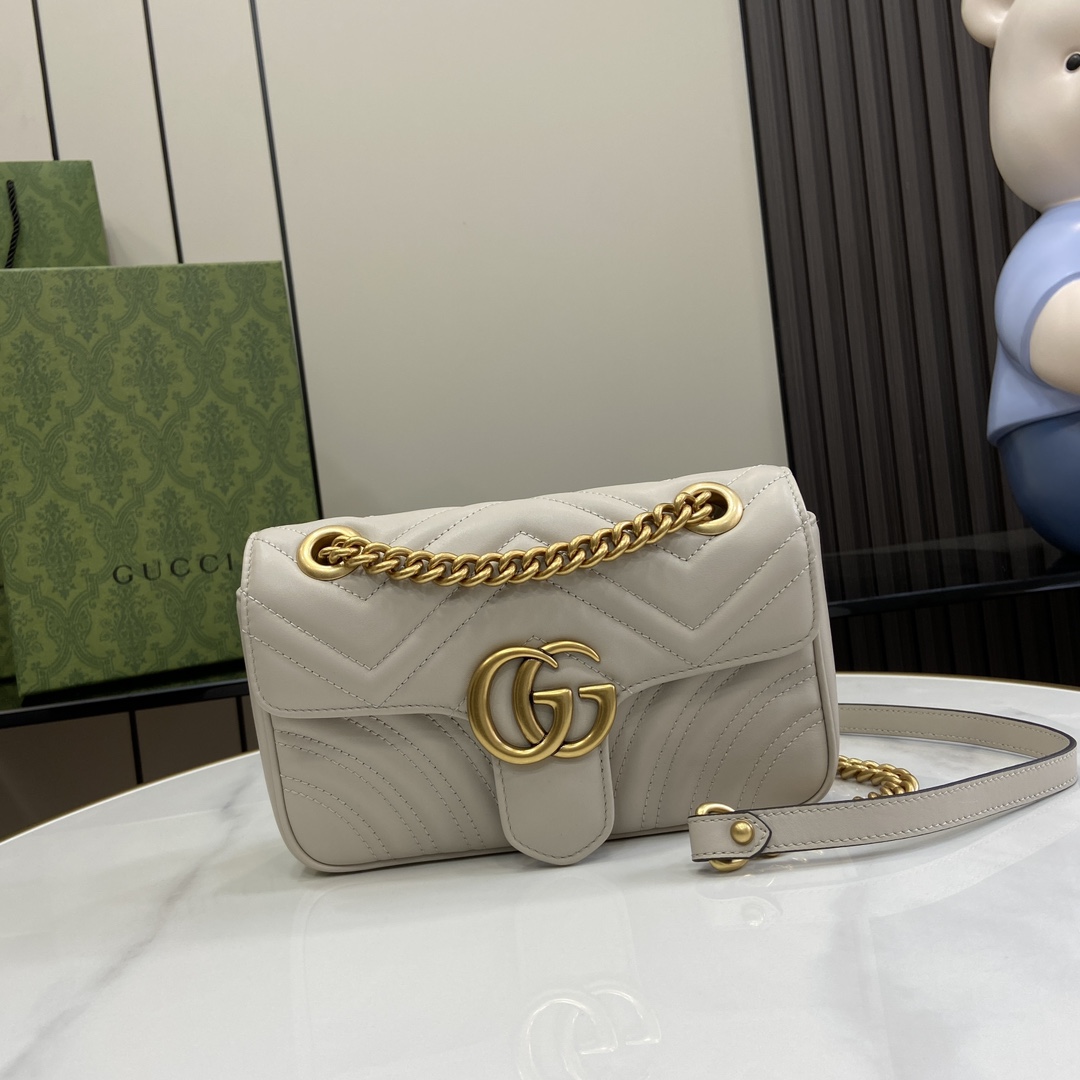 Bagsaaa Gvc*1 GG Marmont Matelassé Mini Bag Light Gray 446744 - 22cm